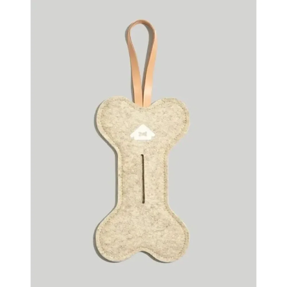 House Dogge Merino Wool Waste Bag and Dog Treat Dispenser